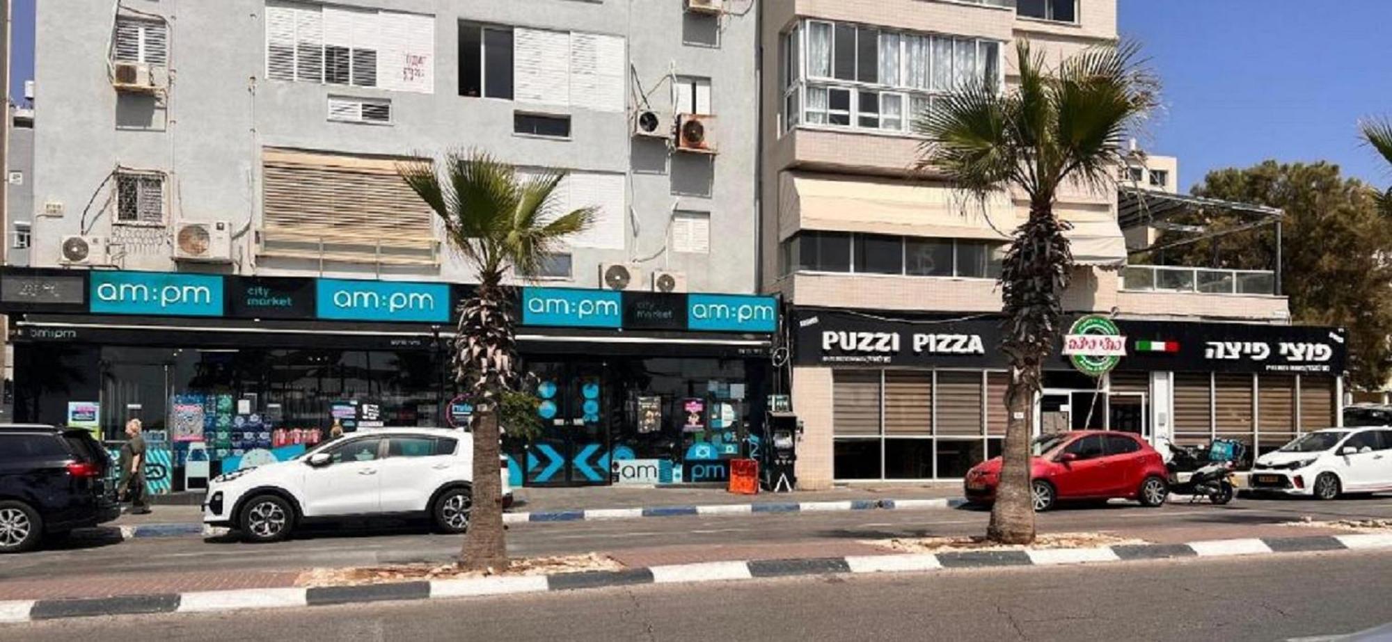 Апартаменты דירת 5 חדרים מול הים Бат-Ям Экстерьер фото